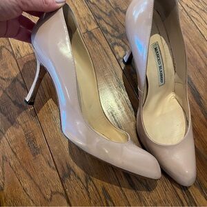 Manolo Blahnik heels, beige
